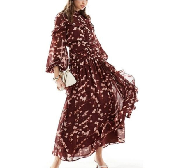 ASOS DESIGN Curve Ruched Bodice Button Maxi Dress w/ Frill Floral Print 16 - Picture 4 of 9